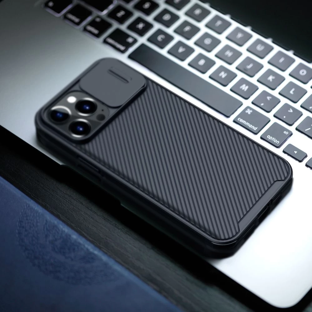 Apple iPhone 13 Pro case black Nillkin CamShield 