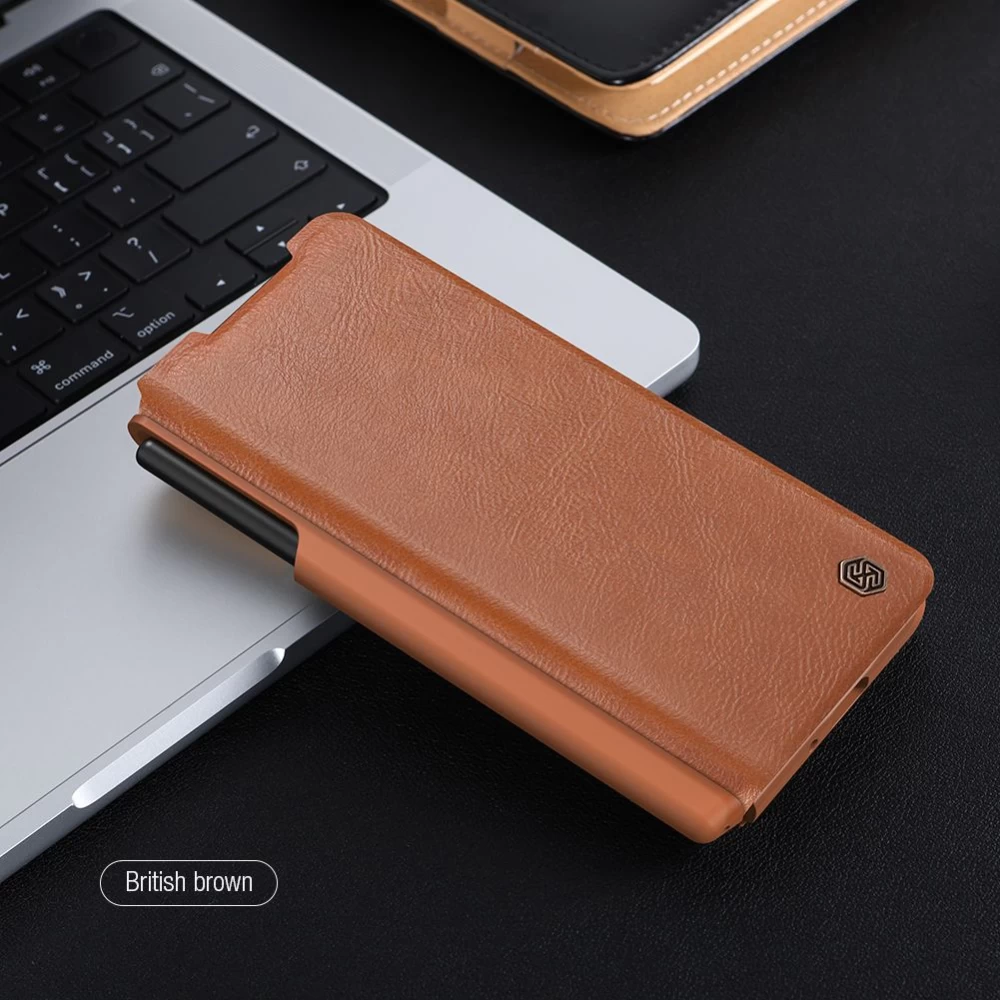 Samsung Galaxy Z Fold 5 fodral gyllene NILLKIN QIN PRO LEATHER