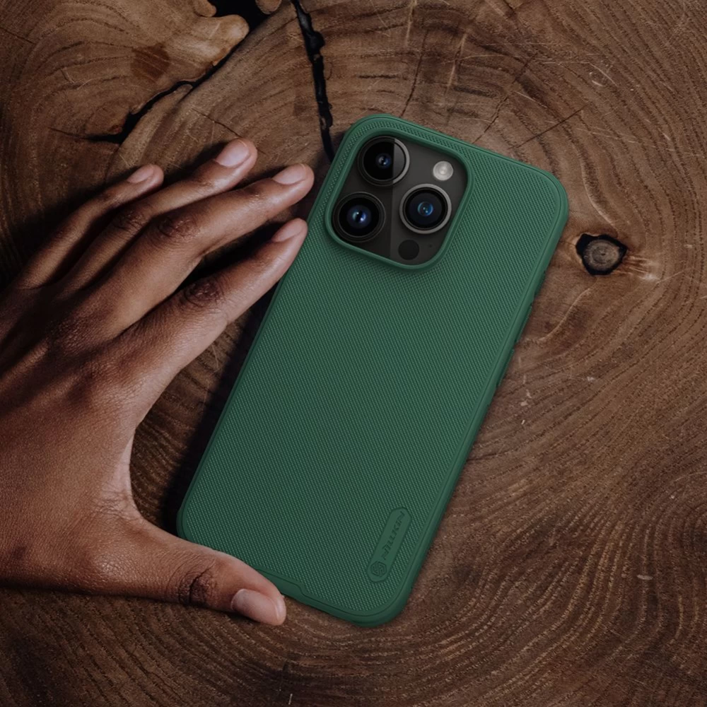 Apple iPhone 15 Pro case green NILLKIN SUPER FROSTED SHIELD PRO