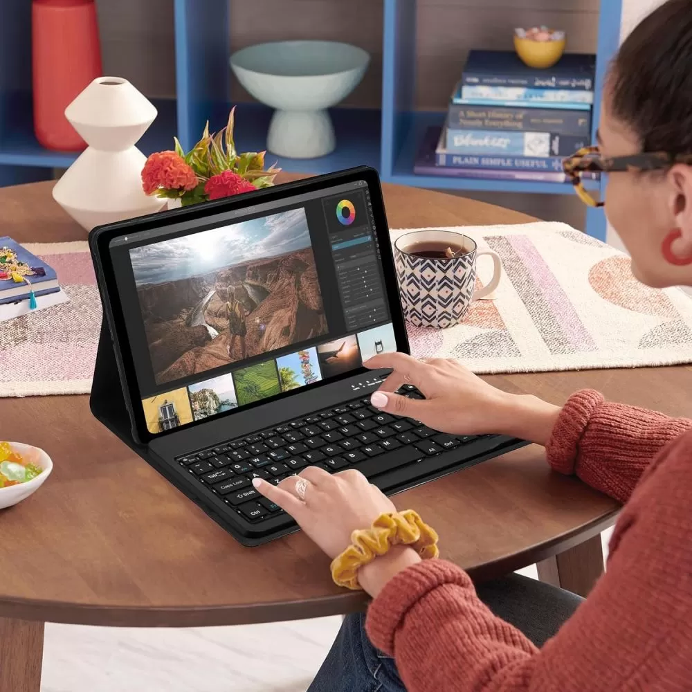 Samsung Galaxy Tab S9 FE tahvelarvuti ümbris must TECH-PROTECT SC PEN + KEYBOARD 10.9 X510 / X516B