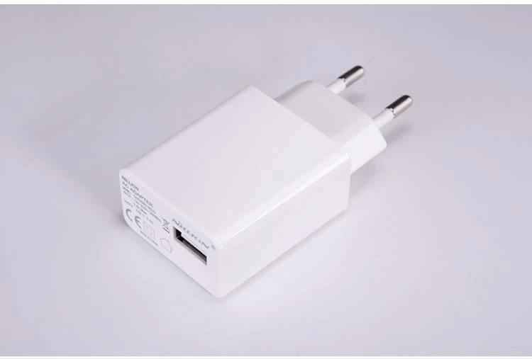 Aксессуары Кабель передачи данных AC Adapter Universal EU  белый