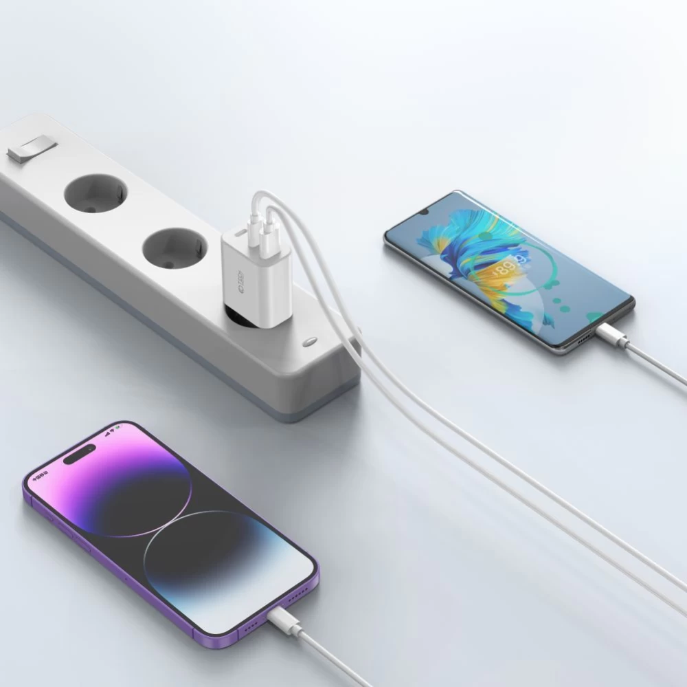 Aксессуары Кабель передачи данных TECH-PROTECT NC30W 3-PORT NETWORK CHARGER PD30W/QC3.0  черный
