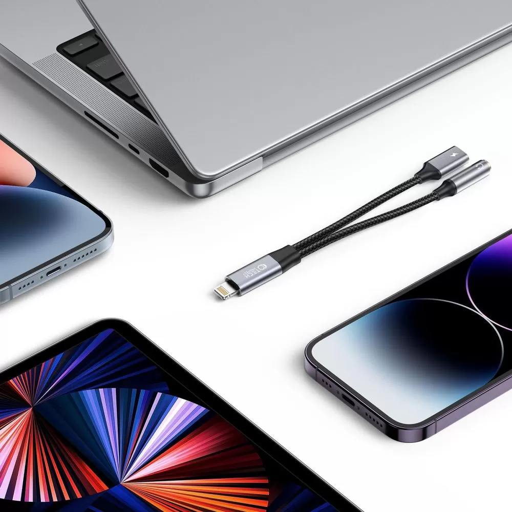 Aксессуары Кабель передачи данных TECH-PROTECT ULTRABOOST CABLE ADAPTER LIGHTNING TO MINI JACK 3.5MM &  черный
