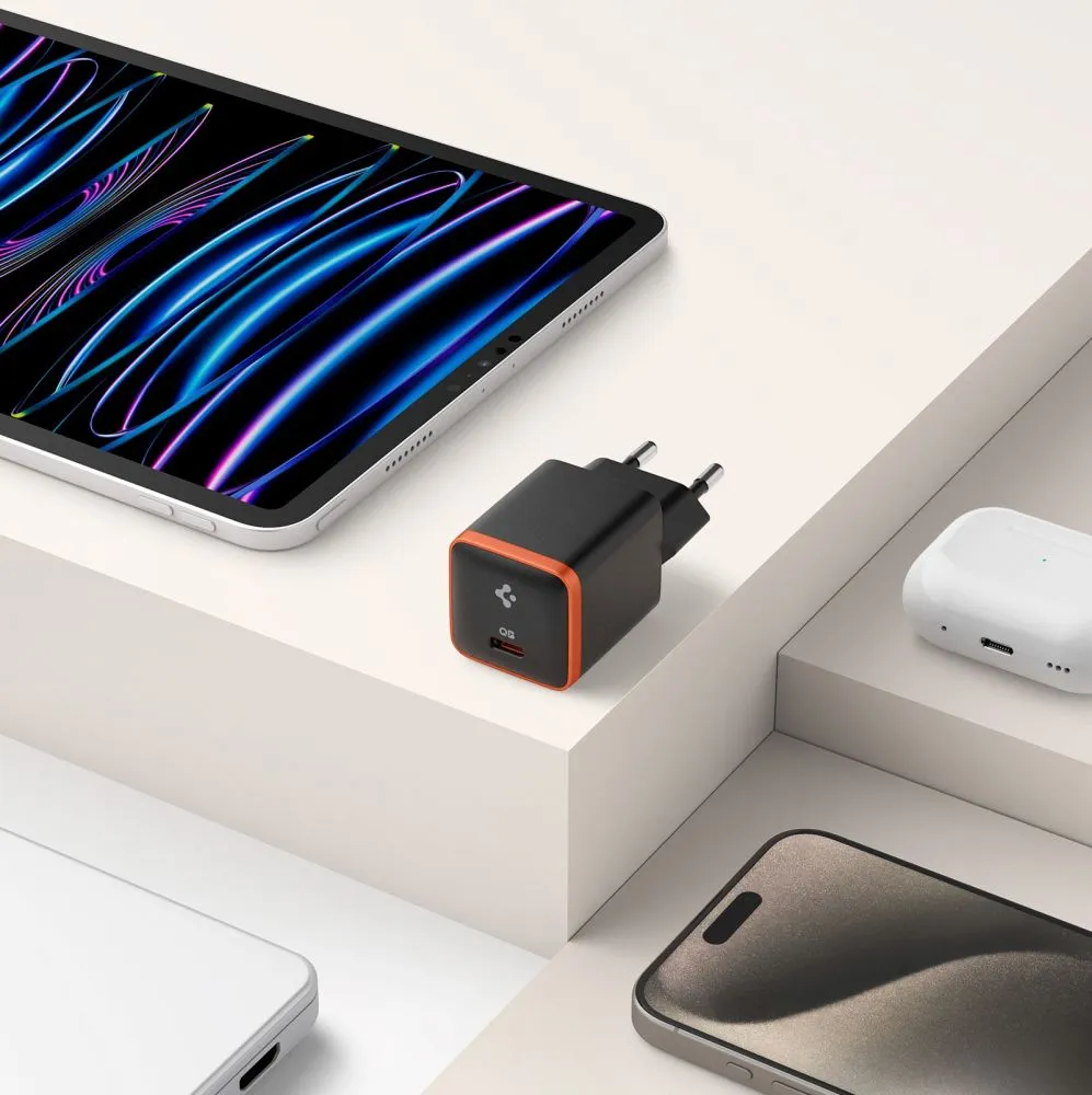 Aксессуары Кабель передачи данных SPIGEN EE301EU ARCSTATION ESSENTIAL CHARGER 30W  черный
