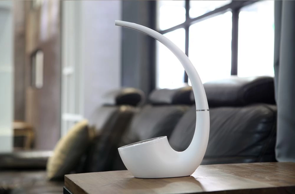 Priedai Bluetooth garsiakalbiai Phantom Ⅱ LED Lamp / Speaker  baltas