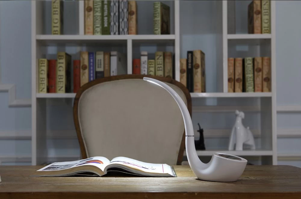 Priedai Bluetooth garsiakalbiai Phantom Ⅱ LED Lamp / Speaker  baltas