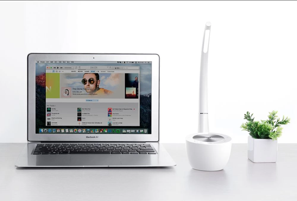 Priedai Bluetooth garsiakalbiai Phantom Ⅱ LED Lamp / Speaker  baltas